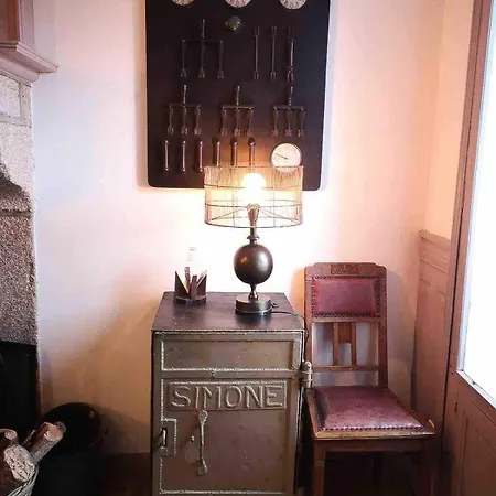 Maison Bord De Jonville Réville