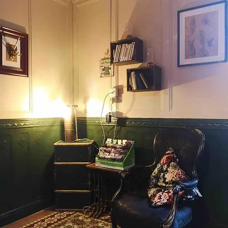 Maison Bord De Jonville Réville