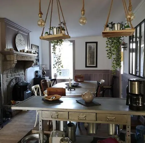 Holiday home Maison Bord De Jonville *