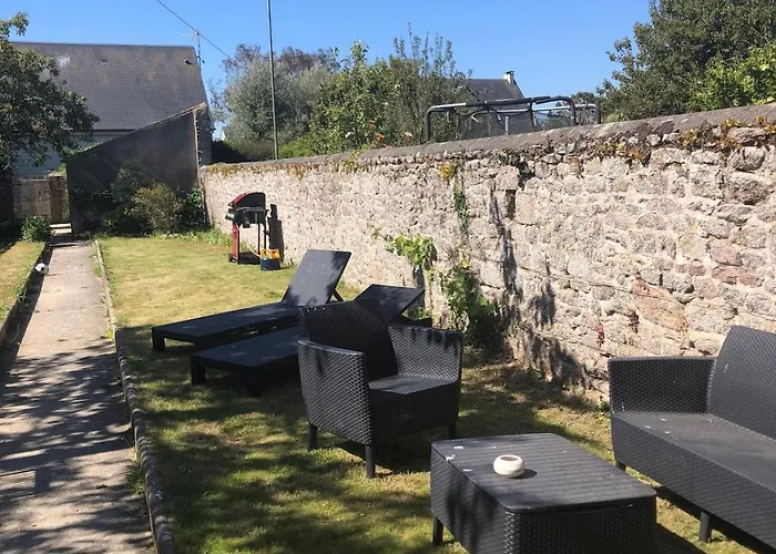 Maison Bord De Jonville *